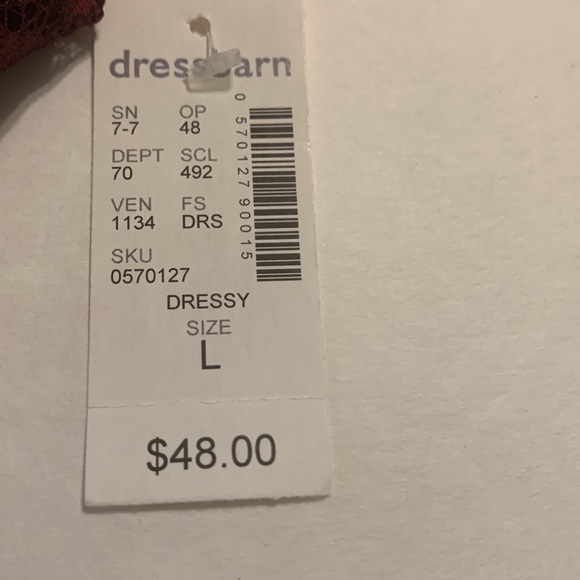 A blouse 100% polyester 93% nylon 7% Spandex lining 100% Polyester - Picture 7 of 7